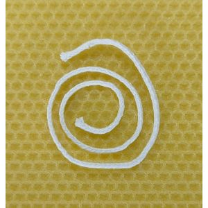 Docht mittel ungewachst